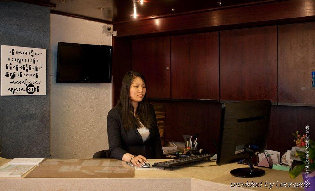 Bellevue 3* Dusseldorf